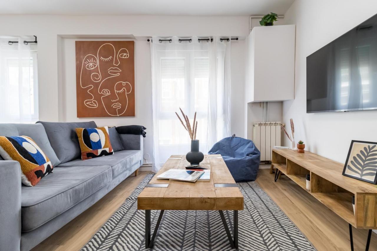 Apartamento Recien Reformado Plaza Del Ayuntamiento Santander Buitenkant foto